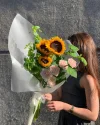 Букет из 3 подсолнухов с диантусами №15